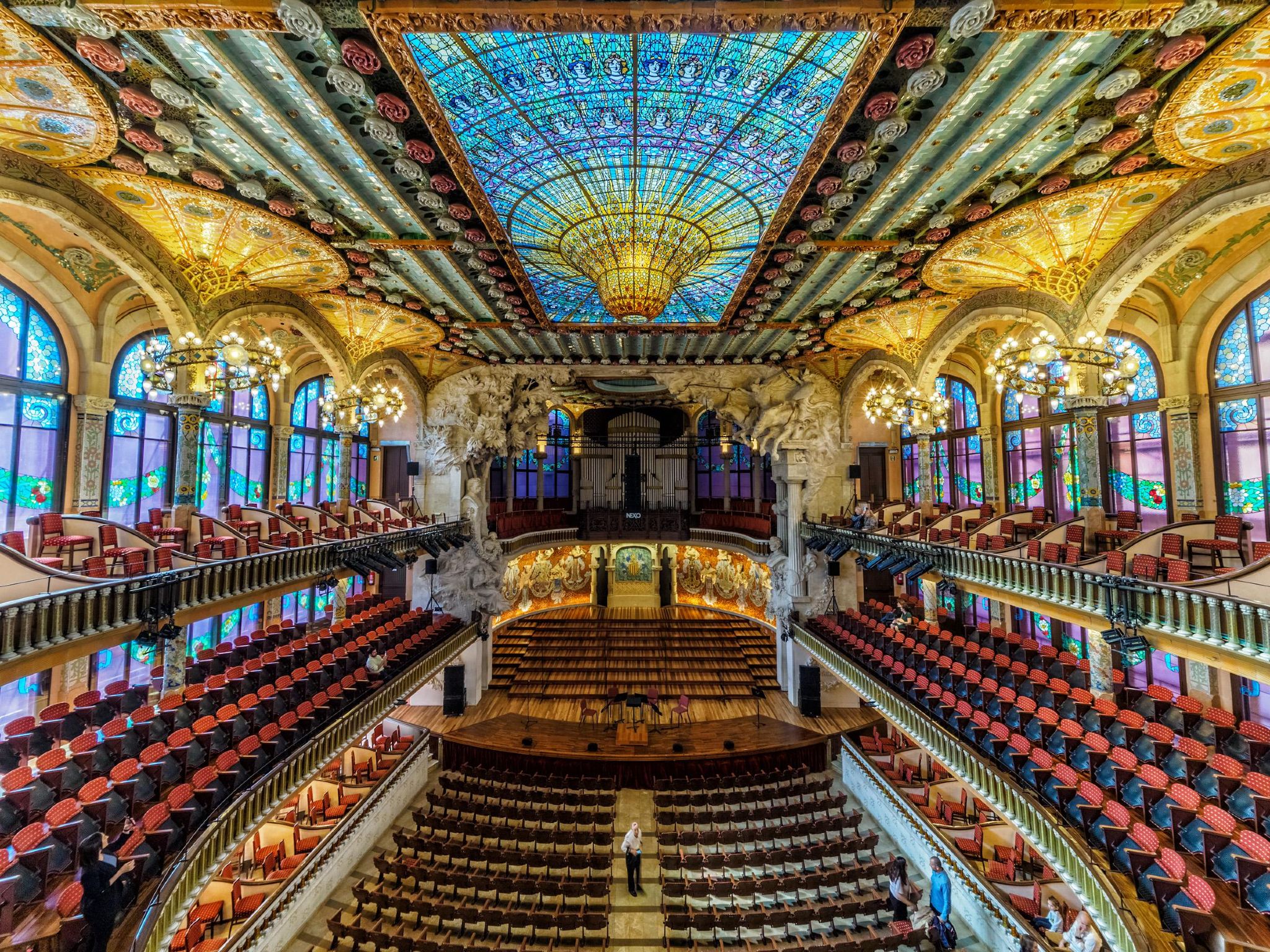 Spain + Sagrada Família + Casa Batlló + La Pedrera – Casa Milà + Palau de la Música Catalana