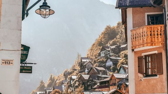 Public full day guided tour to the filming locations of "The Sound of Music Movie" and Hallstatt