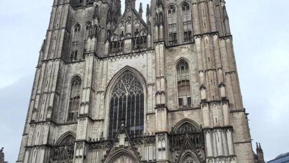 比利時+布魯塞爾王宮+小薩布隆廣場一日遊/行程可調-中文專車