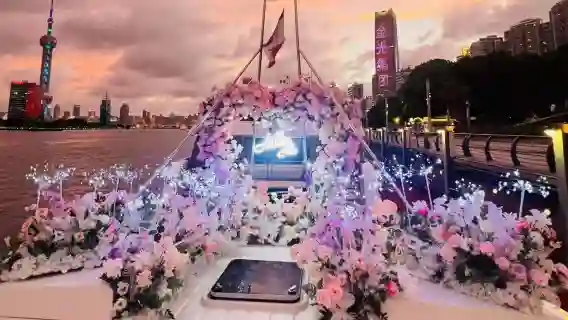 【上海遊艇租賃】上海外灘黃浦江雙體豪華遊艇包船夜遊黃浦江90分鐘+遊艇靜態停泊30分鐘
