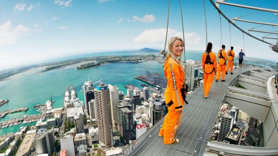 Auckland: SkyWalk with Sky Tower Entry Ticket