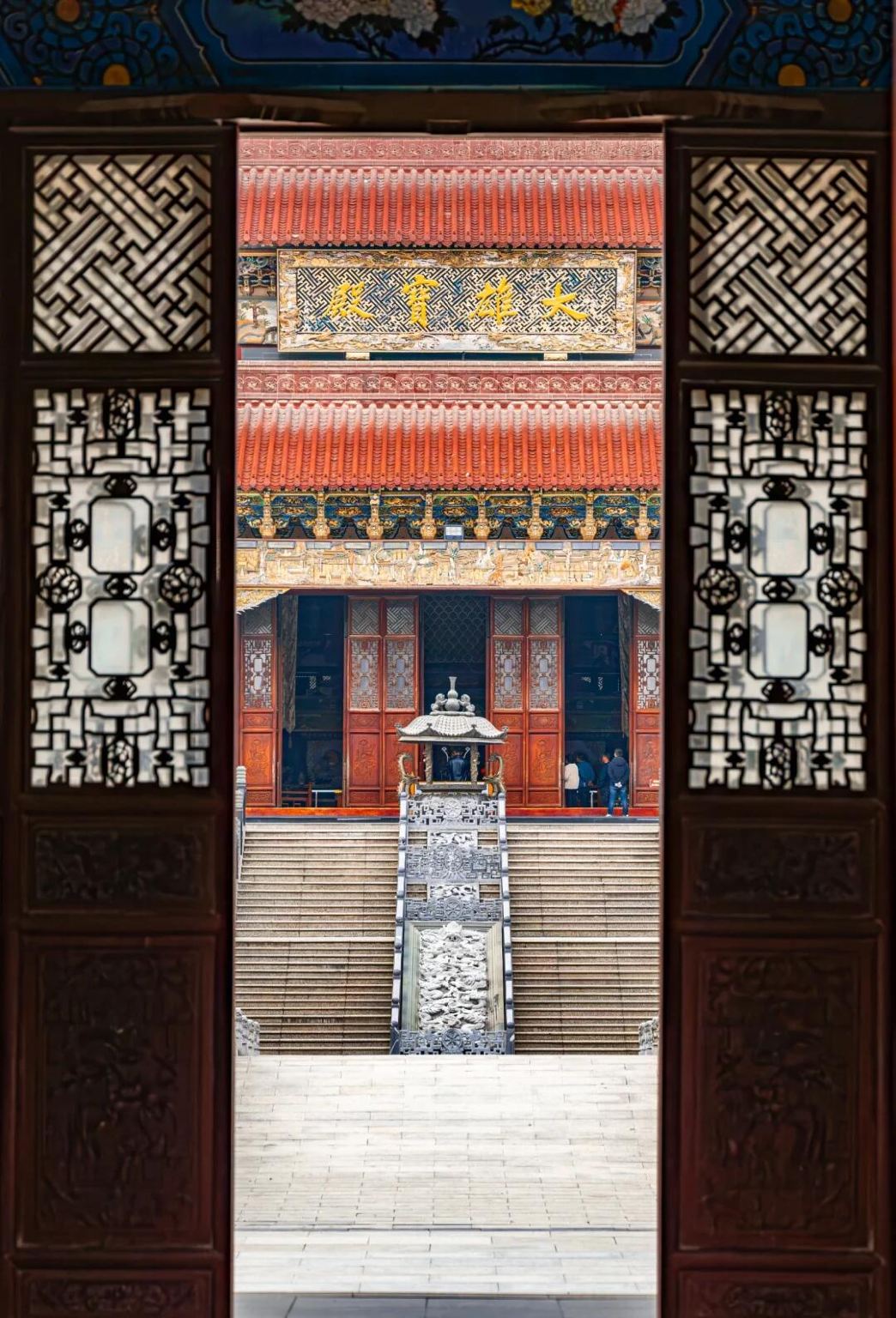 Tour di un giorno a Zhumadian, Henan: Lago Suya, Tempio Chan del Mare del Sud e Montagna Jinding - Servizio in inglese disponibile