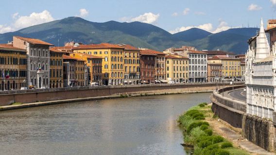 Pisa all inclusive: Baptistery, Cathedral & Tower guided tour