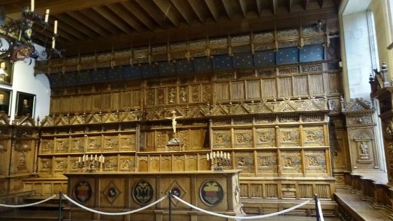 德國杜塞爾多夫+明斯特大教堂+市政廳+市集廣場中文包車一日遊