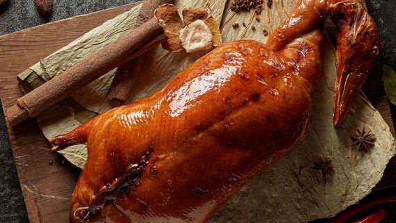 Taipei Grand Mayfull Hotel Chao Yue Fang Weekday (Monday to Thursday) Dining Voucher (Three-Way Cherry Duck / Fish Maw Hot Pot & Dim Sum Trio / Pepper Spare Ribs and Pork Tripe Hot Pot)