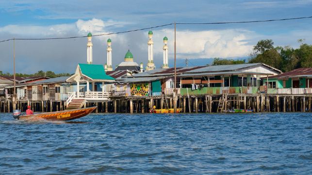 東南亞|汶萊包車一日遊/郵輪碼頭接送【包車10小時】