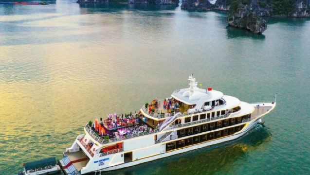 Melawat Pulau & Meneroka Cara Baru Bercuti di Pulau Vietnam Utara | Pelayaran Mewah 5 Bintang ke Pulau Cat Ba dan Telau Seribu Pulau | Kumpulan Kecil Eksklusif 2-16 Orang Luar Negara