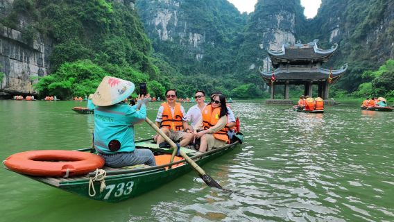 Passeio Privado de Um Dia em Ninh Binh saindo de Hanói: Bai Dinh, Trang An e Caverna Mua (Guia em Inglês/Coreano)