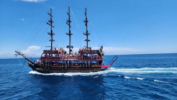 Kemer Pirate Boat Trip Full-Day Fun