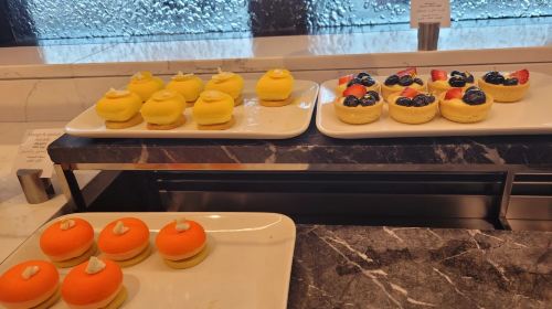 UAE|Zayed International Airport/AUH airport VIP lounge pass|waiting/transfer/rest/dining 9
