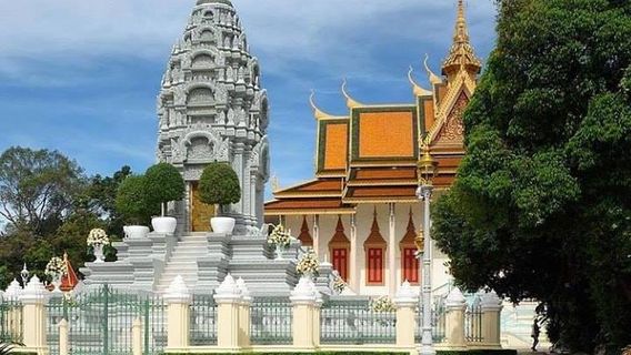 Phnom PenhTours