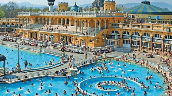 BudapestExperiences