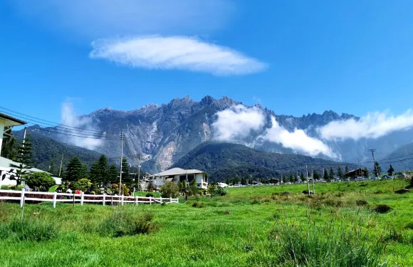 京那巴魯公園、波令溫泉及Desa奶牛農場共享日遊