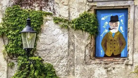 Bratislava Old Town interactive discovery walk