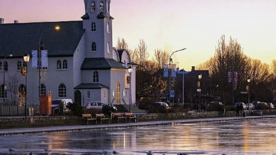 冰島+雷克雅未克來回：黃金旅遊圈一日遊 中文包車10H|可定制