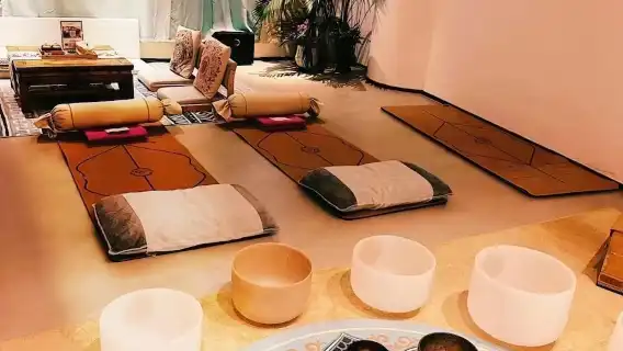 When Ears Meet Your Taste Buds: A Sound and Taste Healing Afternoon Tea in Beijing - Eatwith