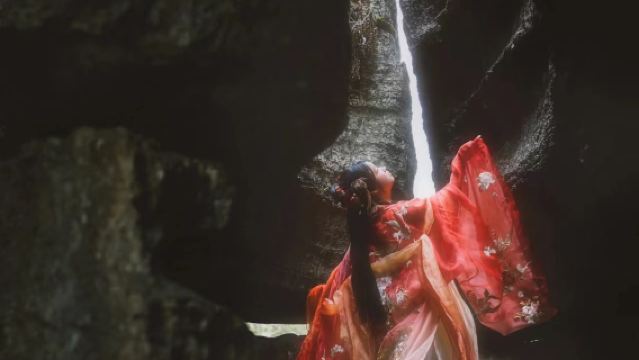 【一單一團·含必消景交】恩施梭布埡石林+利川騰龍洞一日遊