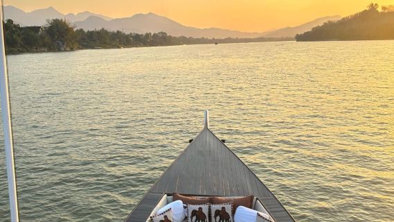 Crociera sul Mekong a Luang Prabang + Grotta di Pak Ou con River Sun
