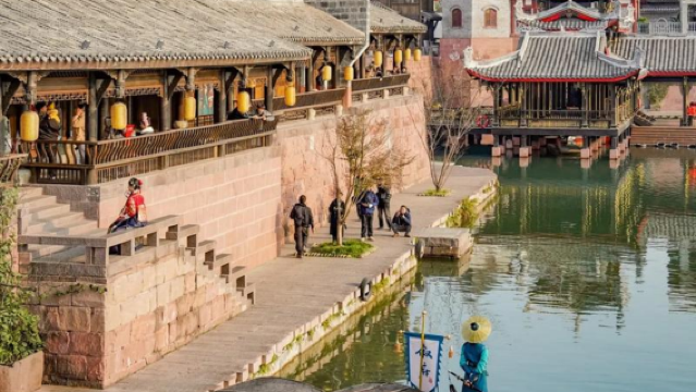 Chengdu round-trip to Anren Ancient Town + Liu's Manor Museum + Jianchuan Museum day tour - admission ticket not included