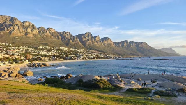 lawatan sehari ke Dataran Dermaga Alfred, Kampung Melayu, Twelve Apostles dan Table Mountain di Cape Town, Afrika Selatan