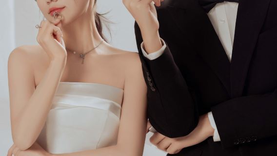 左権Tripメモリー【美食街運転手兼ガイド兼Tripメモリー+ウェディングドローン撮影ミニムービー+メイクアップ衣装+旅程カスタマイズ】