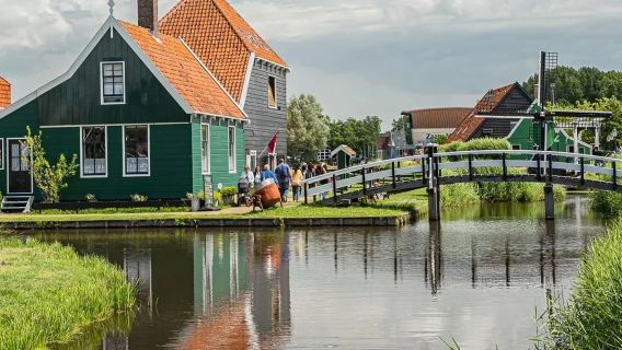 阿姆斯特丹跟團行程，羊角村+風車村一日遊