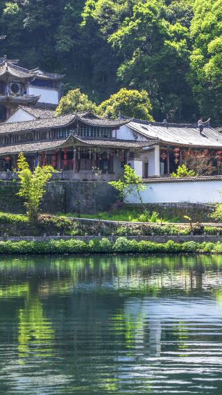 Private tour with pick-up in Baoshan to Heshun ancient town in Tengchong