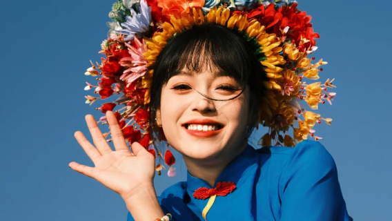 Quanzhou West Street - handmade floral hairpin experience | optional makeup and styling/clothing/photography/package