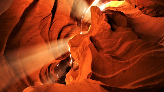 Passeio de caminhada no Antelope Canyon Inferior nos EUA: horário de ouro opcional (inclui ingresso e guia local Navajo)