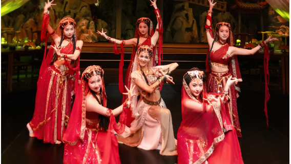 Hangzhou Grand Banquet - Immerse yourself in an ancient Chinese imperial banquet (a feast for both the eyes and the palate + garden tour and interactive activities + optional makeup and styling)