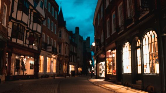 Shared • Cambridge University Ghost Tour Led By University Alumni