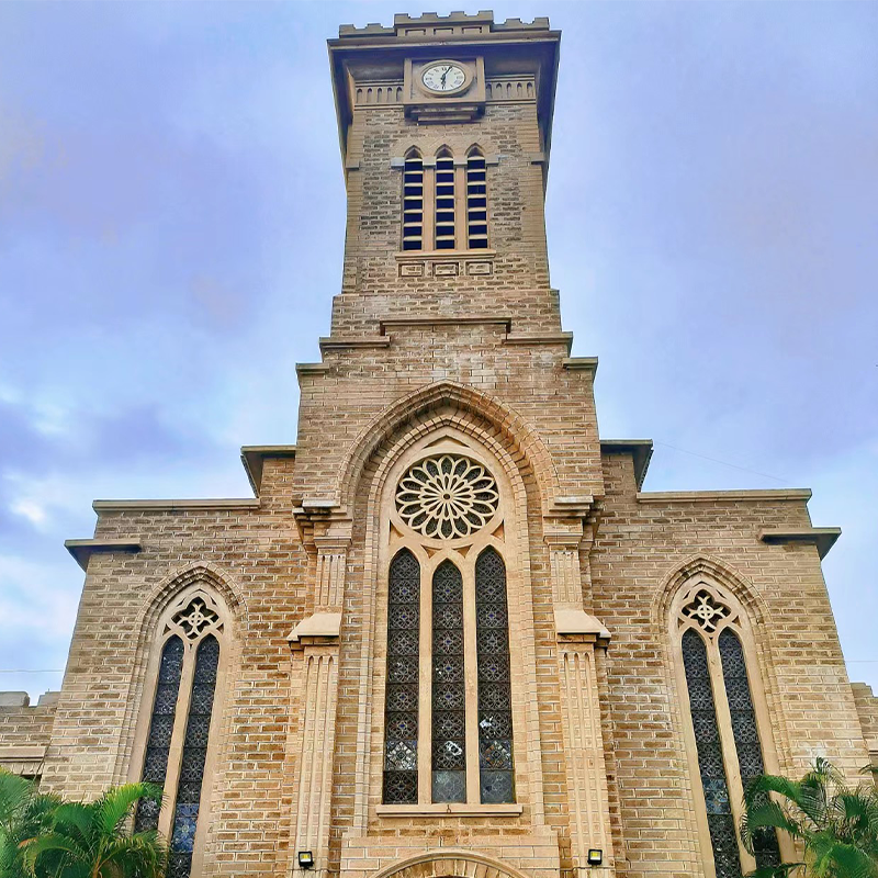 越南芽莊市區半日遊&大教堂+占婆塔+五指岩|中文導遊|含接駁