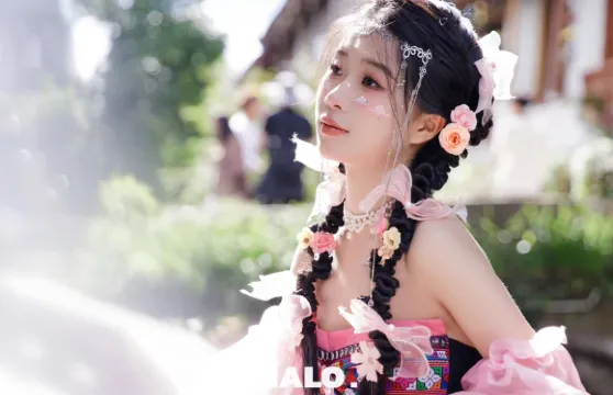 麗江：民族風妝容及旅遊攝影