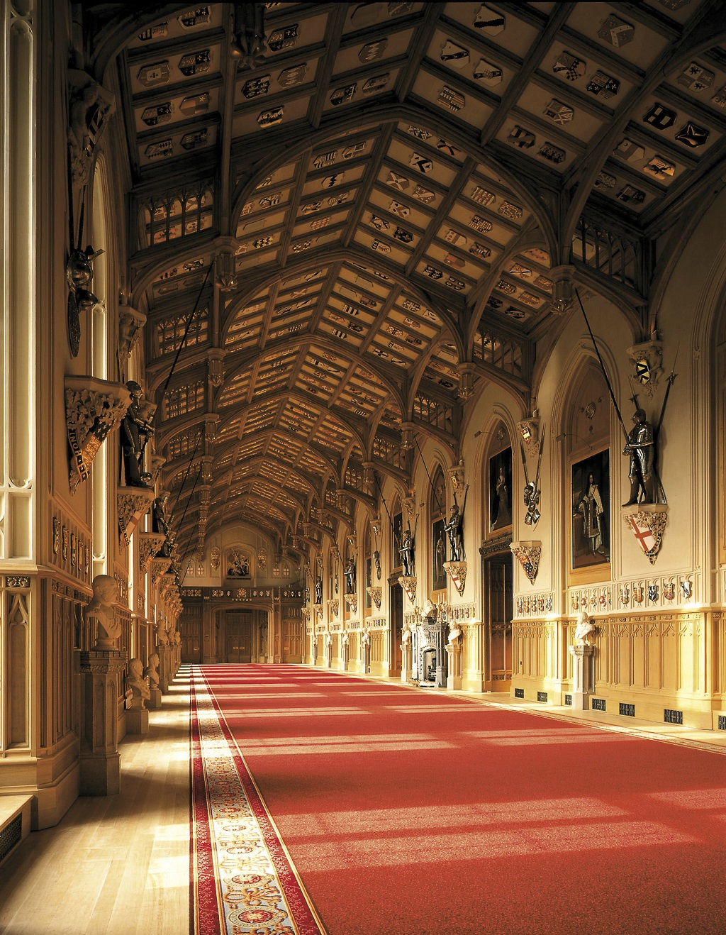 Windsor Castle + LEGOLAND 1-day Tour [Private Charter | Chinese Driver-Guide | Flexible Itinerary]