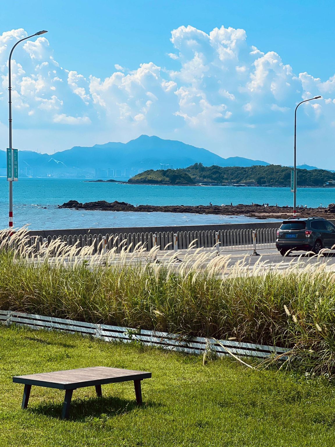 ทัวร์ 1 วันทะเลสาบตะวันตกฮุยหู+เมืองสิงโต+สิบไมล์เงินบีช+อ่าวตาหยาในฮุ่ยโจว Guangdong พร้อมบริการภาษาอังกฤษ