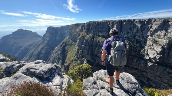 Kapstadt: Geführte Wanderung auf den Tafelberg/Seilbahnfahrt hinunter