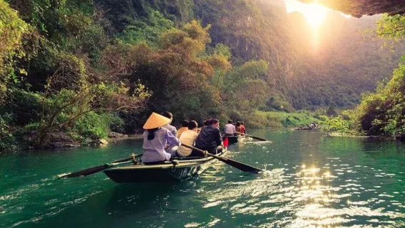 Price range for Hang Mua in Vietnam from 26 USD to 55 USD Price range for Hang Mua in Vietnam from 26 USD to 55 USD