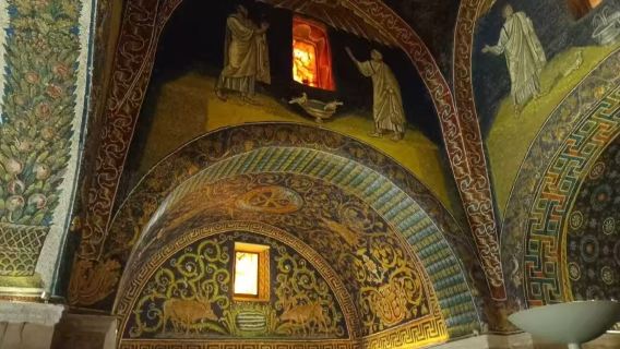 意大利拉文納聖維塔教堂+尼安洗禮堂+摩德納教堂+法拉利博物館