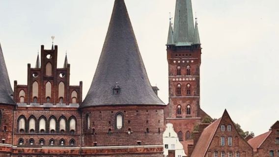 Round-trip private charter from Hamburg to Lubeck - Hanseatic cultural theme, a top pick for architecture enthusiasts