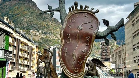 Eendaagse tour Barcelona + Sant Esteve + Andorra la Vella / Eén dag, twee landen