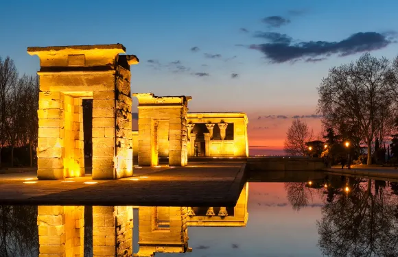 德波神殿+拉斯班塔斯鬥牛場+卡瓦巴哈街+拉斯咯扎斯購物村