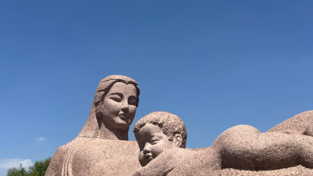 Lanzhou Höhepunkte Tagesausflug | Statue der Mutter des Gelben Flusses, Weiße Pagode Berg, Zhongshan Brücke (Privatservice)