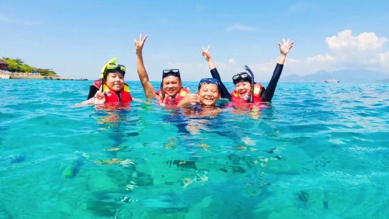 ทัวร์ 1 วัน ดำน้ำตื้นสุดมหัศจรรย์ที่ญาจาง: บาร์บีคิวอาหารทะเล + หาดทรายมินิ + เกาะมุน