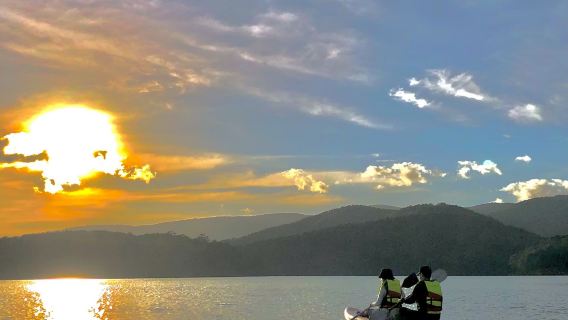 Kayaking/SUP at Tuyen Lam lake