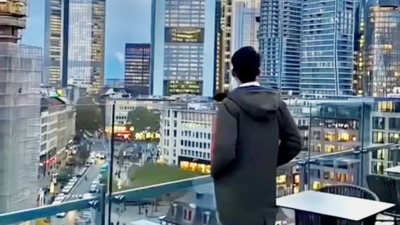 Goethe's House + Main River + Financial District + Zeil Street + Frankfurt Cathedral one-day tour