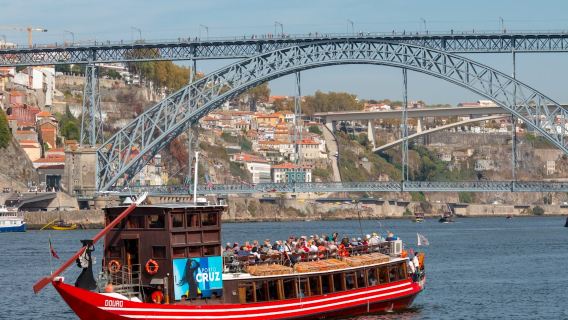 Porto: Douro River Six Bridges Cruise from Ribeira