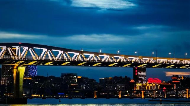 珠澳海灣夜遊 澳門環島遊+港珠澳大橋遊 珠澳夜遊（珠海灣仔旅遊碼頭）日遊/夜遊 成人票