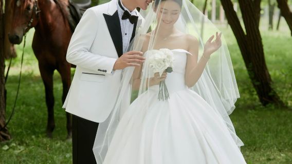 尋烏Tripメモリー【少年宮/仏法寺/カメラマン同行撮影・フォトセッション・ガイド付き撮影/ドライバーガイド/通訳/カスタマイズ】