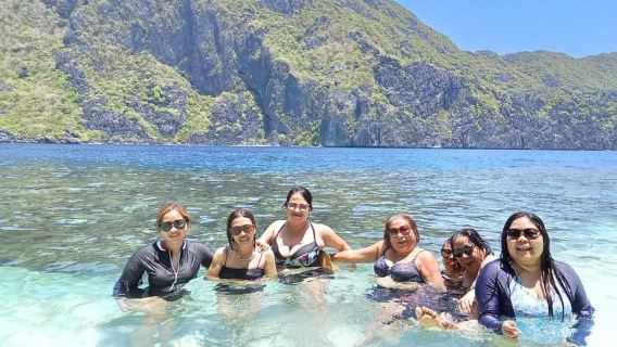 EL NIDO: Private Island Hopping Tour C w/BUFFET LUNCH