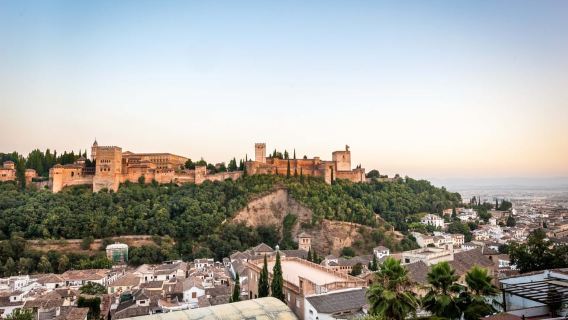 Granada: biglietto d'ingresso all'Alhambra con audioguida